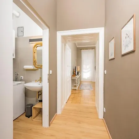 Luxury Suites Mariahilf Vienna Exterior photo